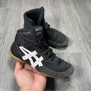 Asics Matflex Kids Size 2 Wrestling Shoes  Black 1084A011